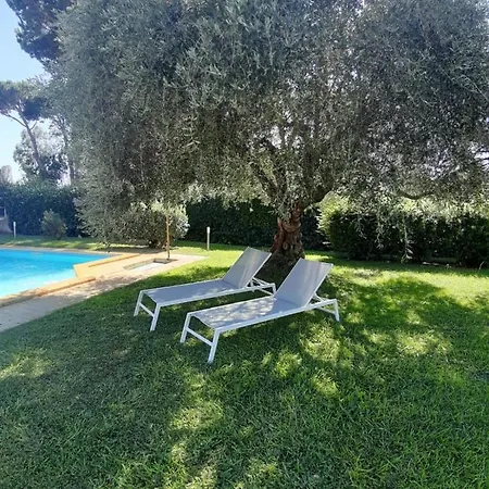 Con Piscina Circeo - Sabaudia *
